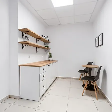 Studencki Dom Marynarza Korab Hostel *